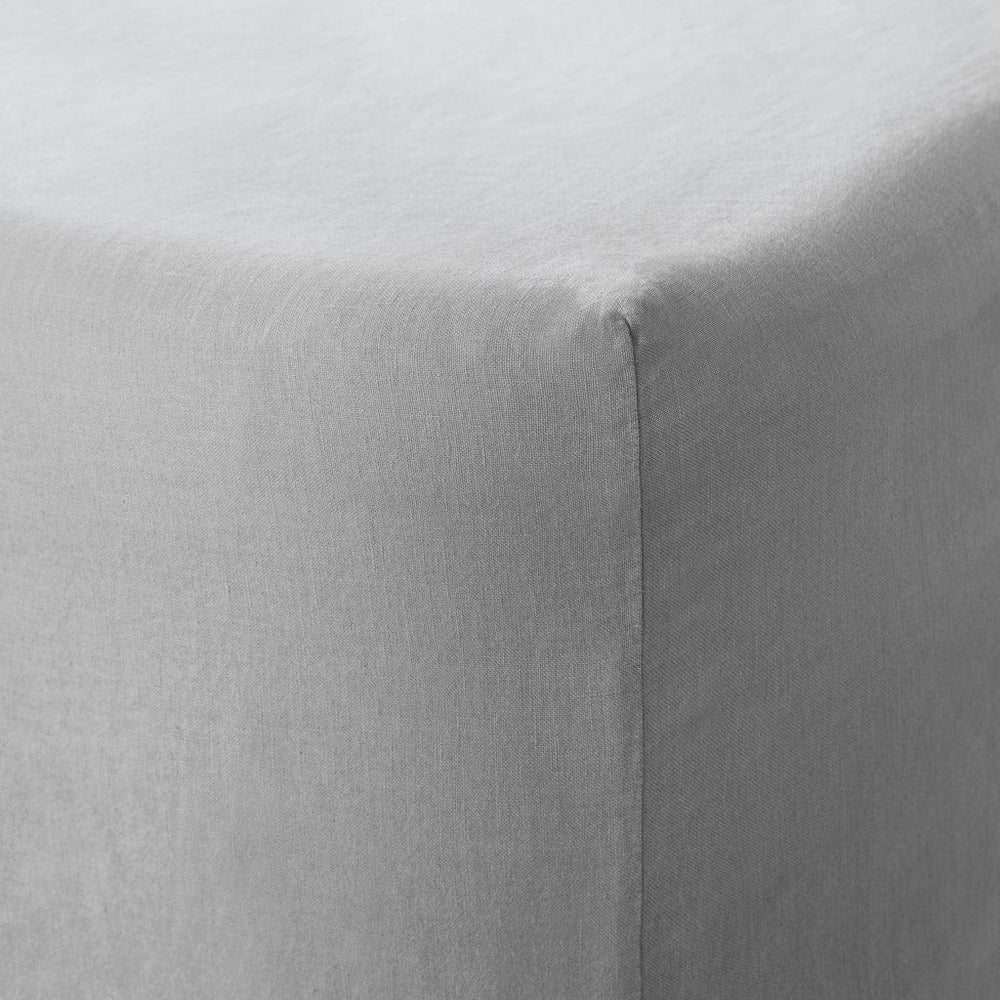 Stonewashed Linen Fitted Sheet - Light Grey