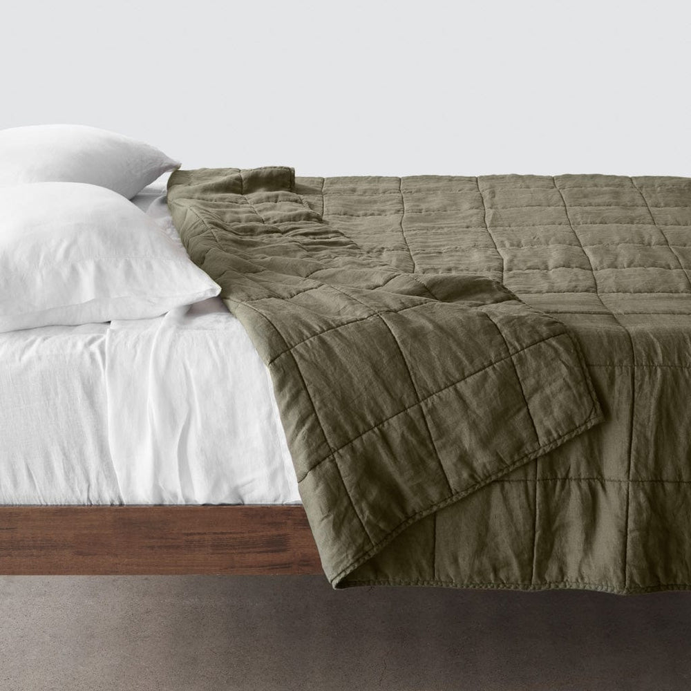 Stonewashed Linen Quilt - Olive